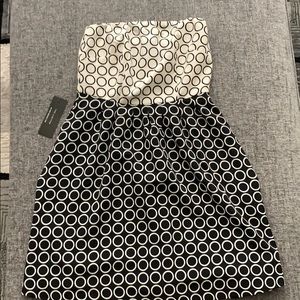 Strapless Dress with Circle Designs